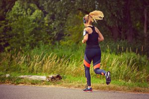 Vijf tips om hardlopen en krachttraining goed te combineren